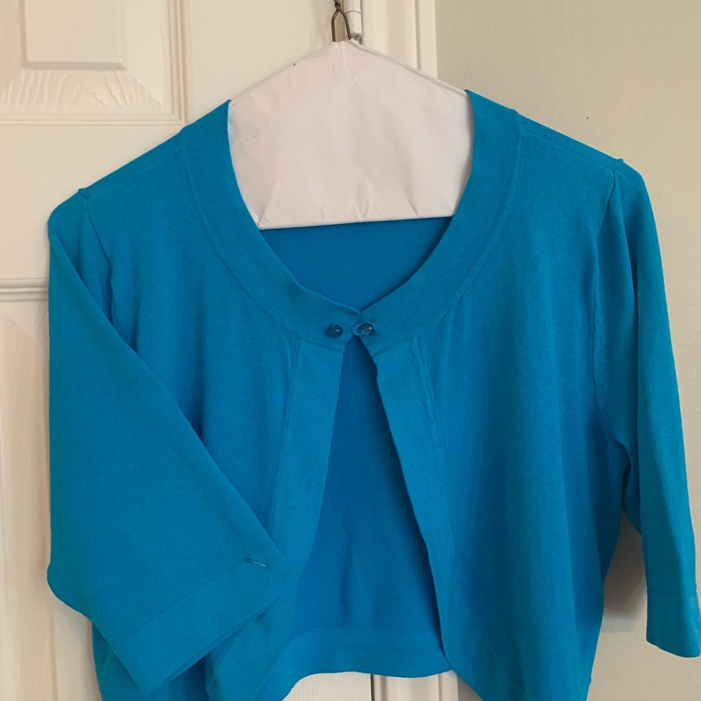 Turquoise crop sweater, size 10. AGB Dress brand is same as floral dress.